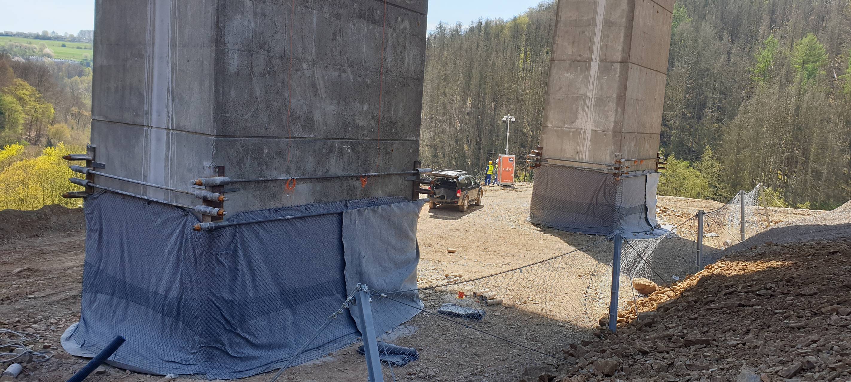 Die komplette Spreng-Ladung hier bei uns