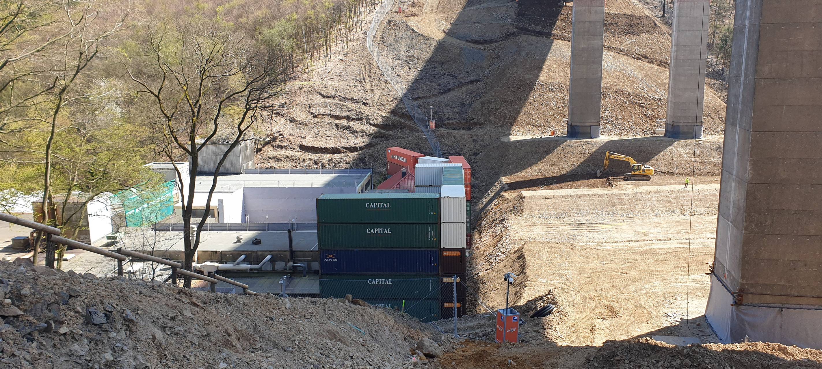 Die komplette Spreng-Ladung hier bei uns