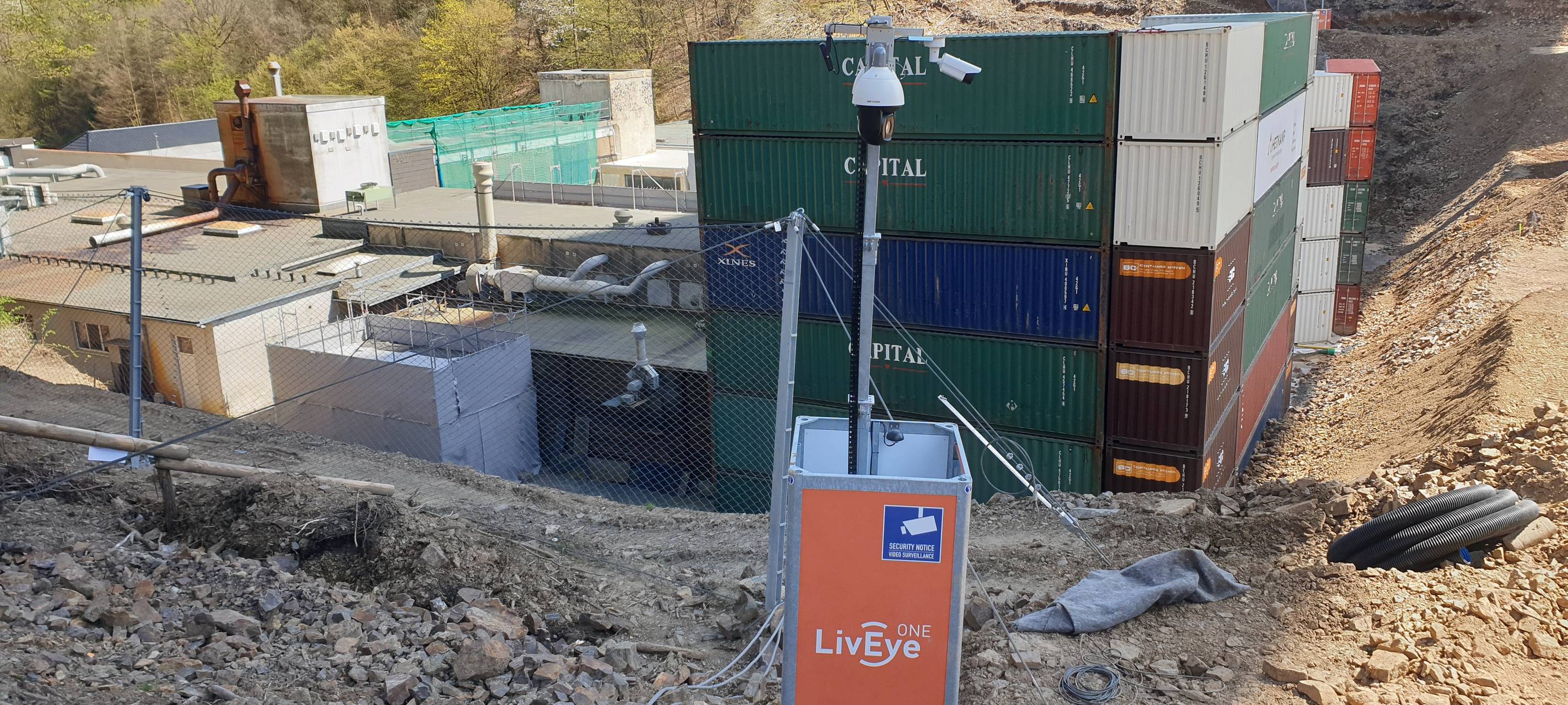 Die komplette Spreng-Ladung hier bei uns