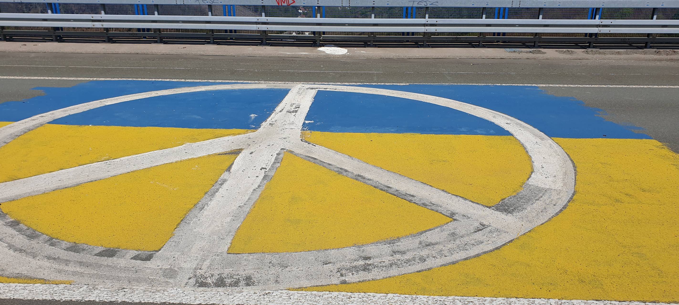 Die komplette Spreng-Ladung hier bei uns