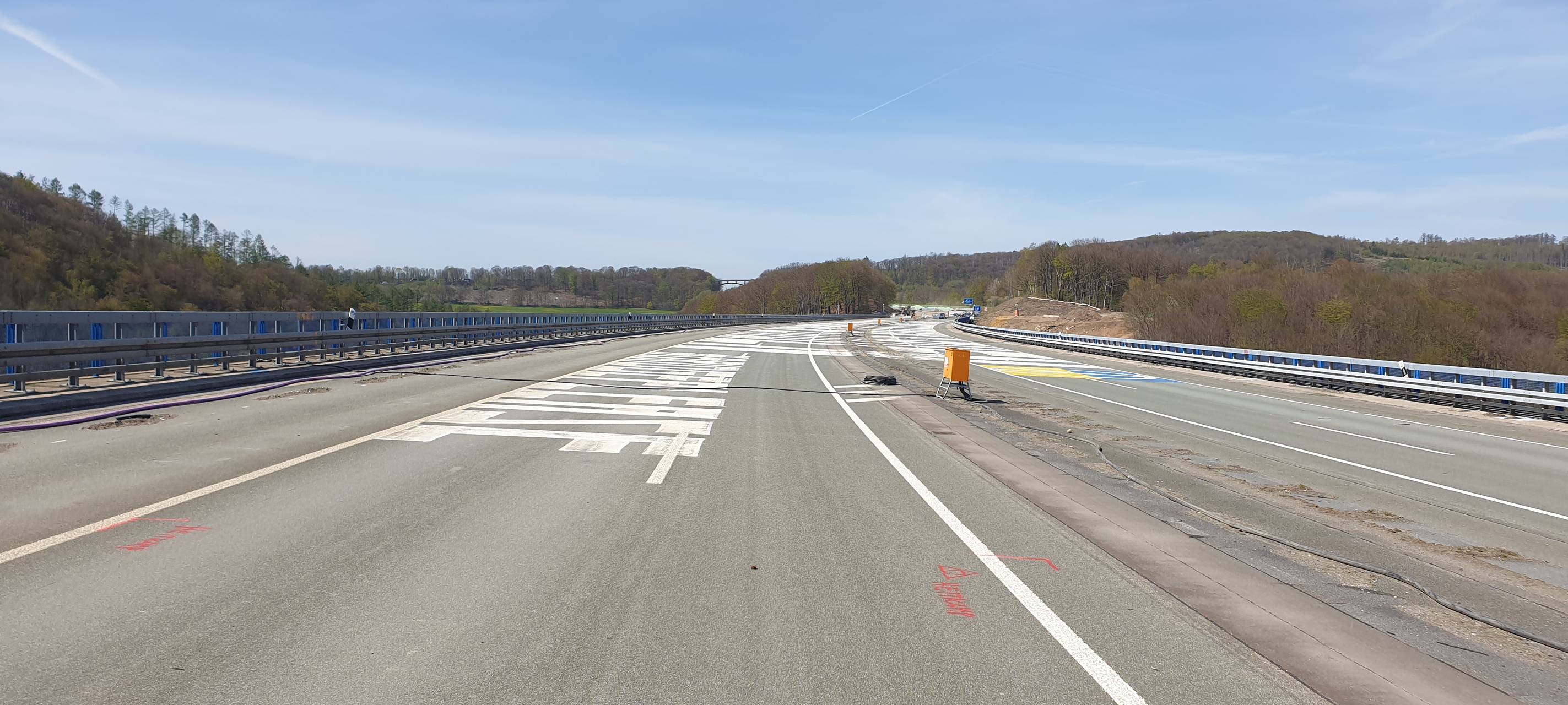 Die komplette Spreng-Ladung hier bei uns