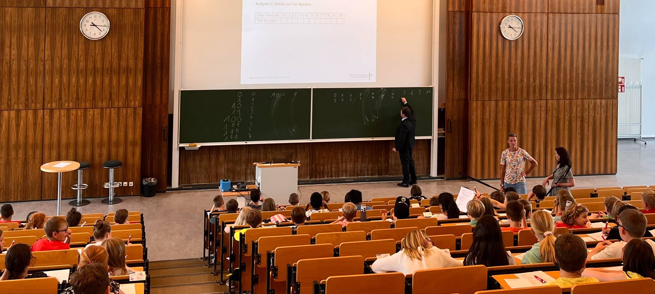 Kinderuni-Vorlesung in der Fachhochschule
