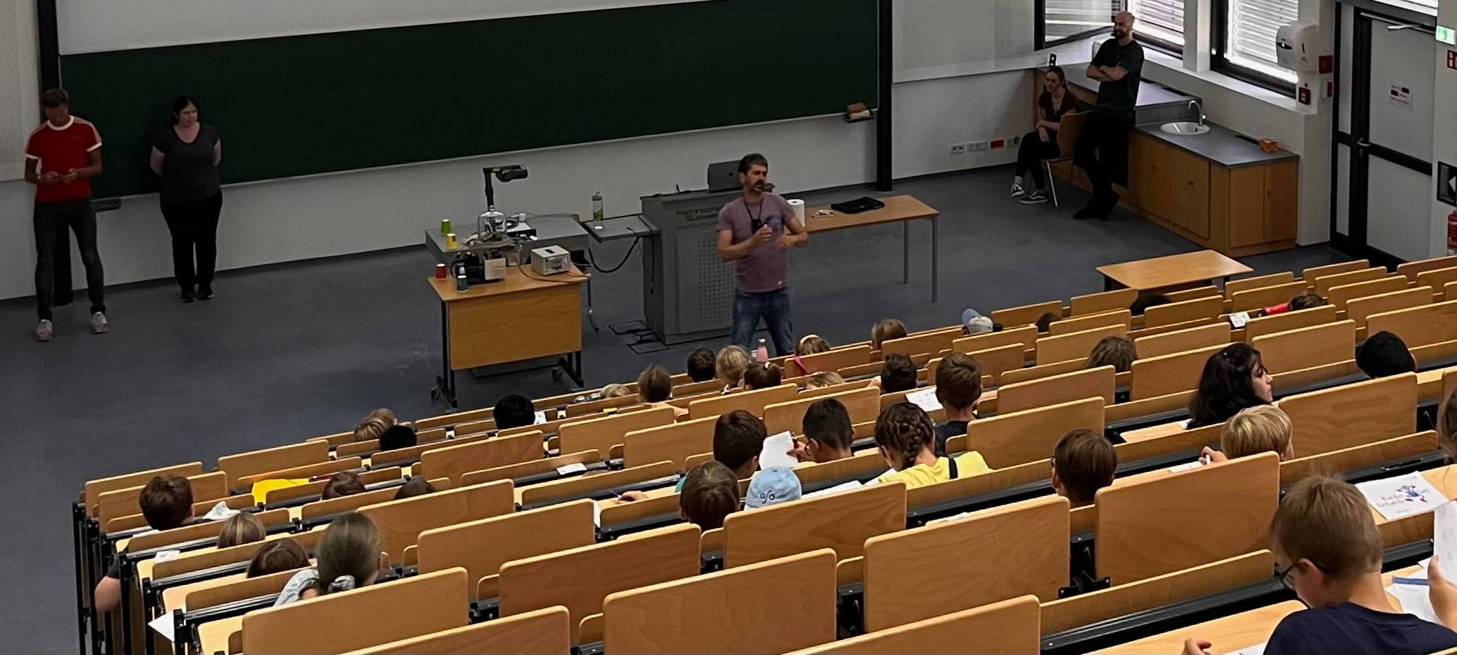 Kinderuni-Vorlesung der Fachhochschule Südwestfalen