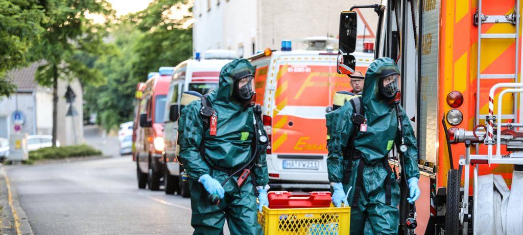 Angriff mit Flüssigkeit