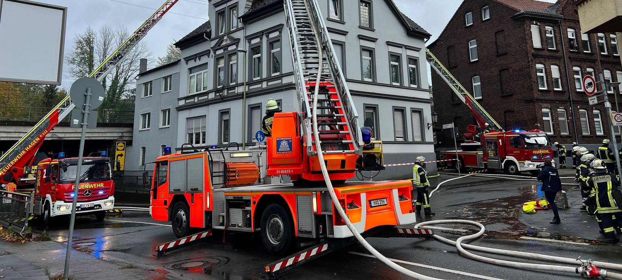 Ein Toter nach Wohnungsbrand