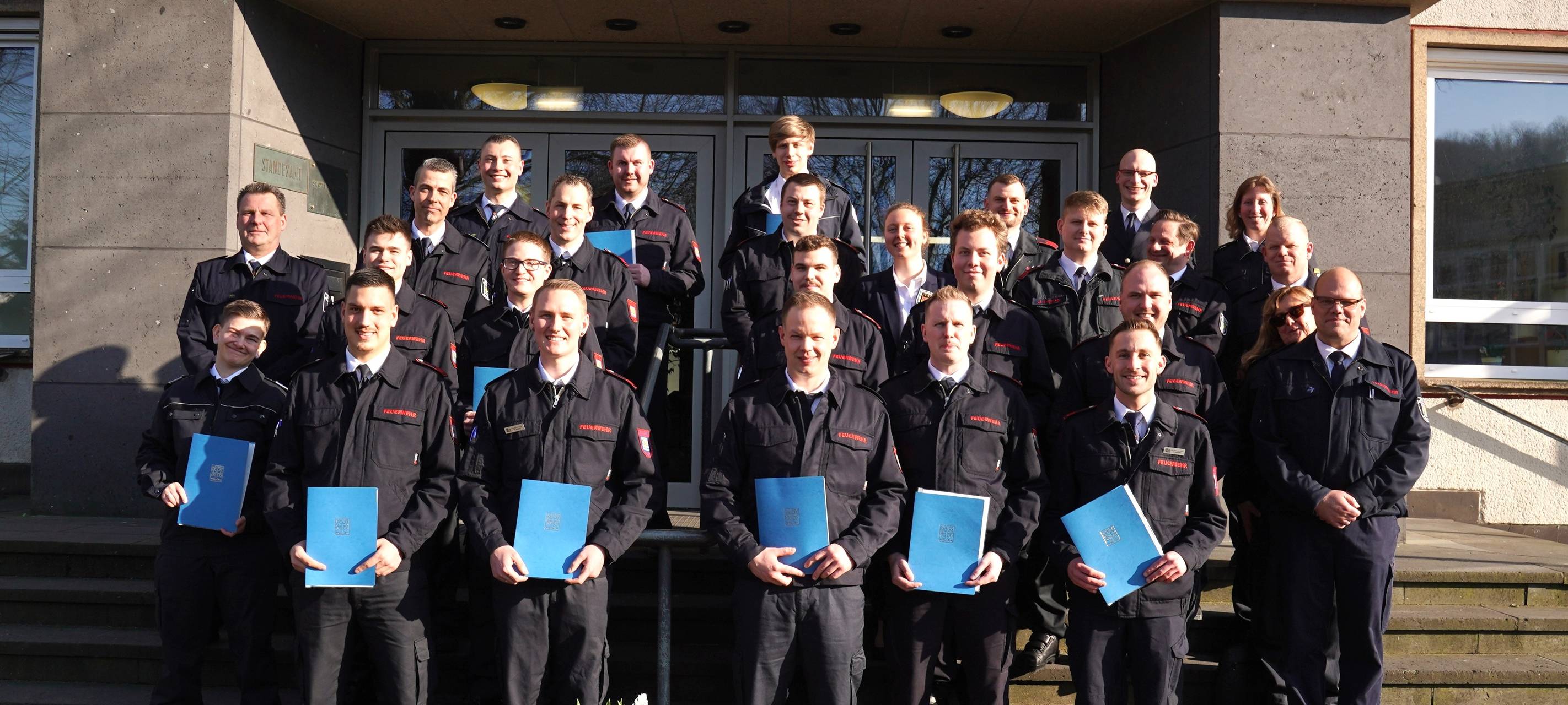 12 neue Notfallsanitäter in Hagen