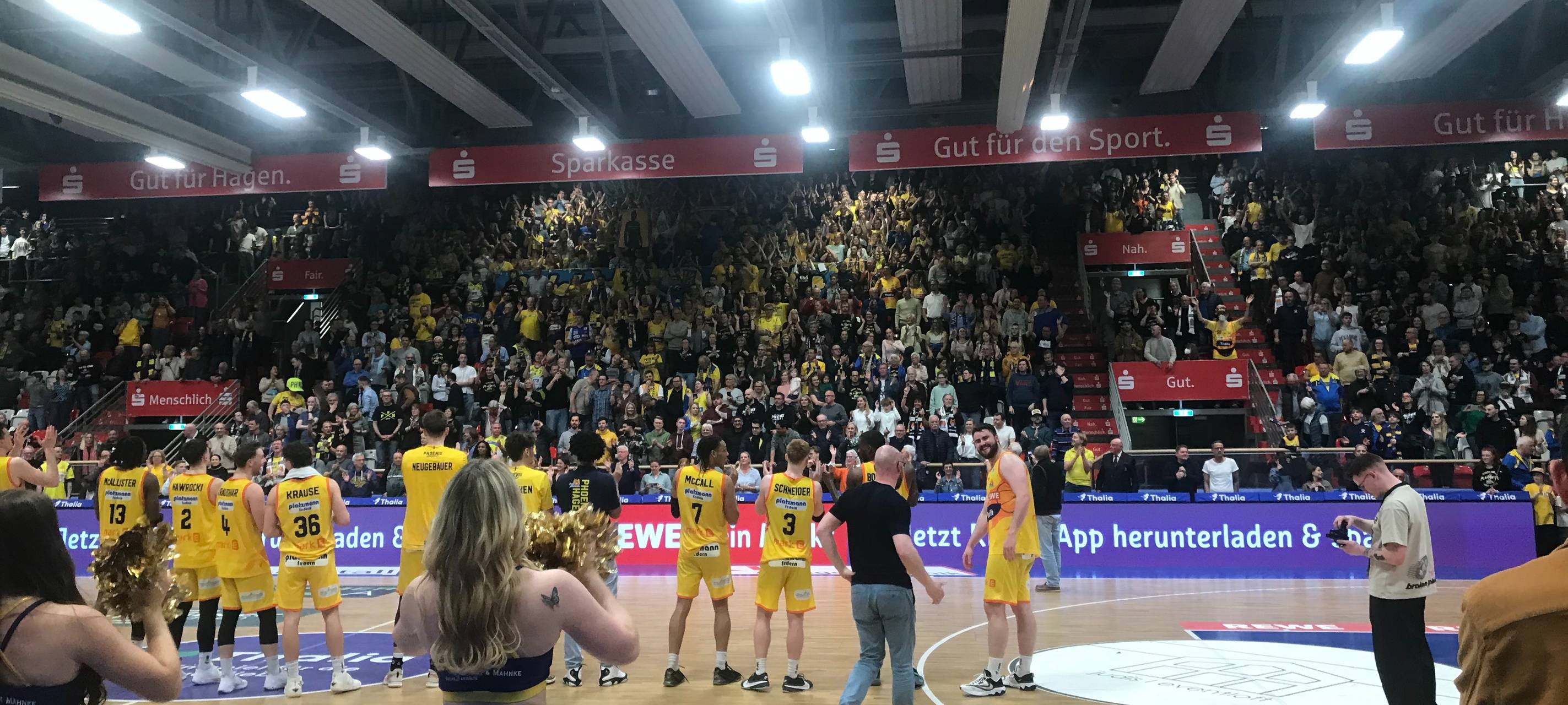 Phoenix Hagen fegt Jena aus der Halle