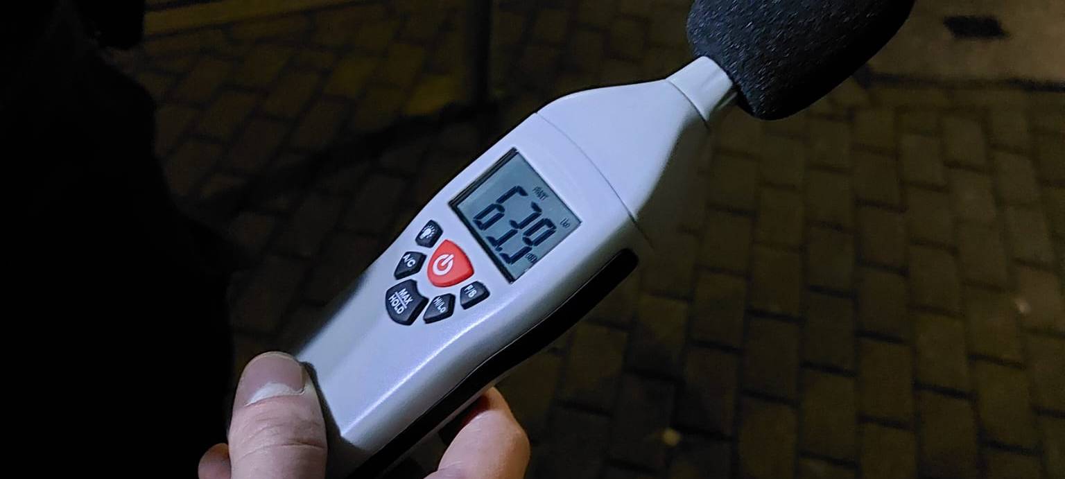 Eine Schicht mit dem Lärmwagen