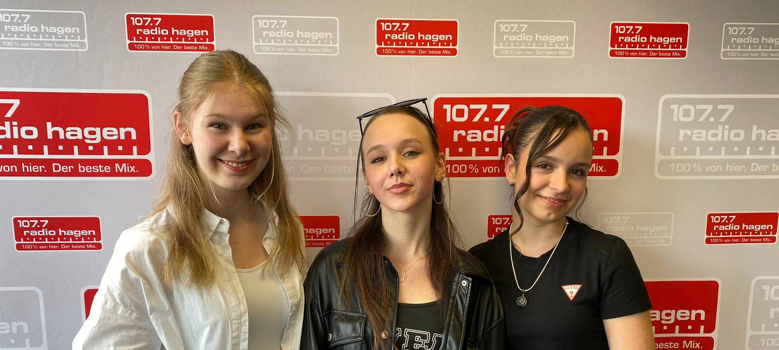 Schülerinnen motivieren zur Europawahl