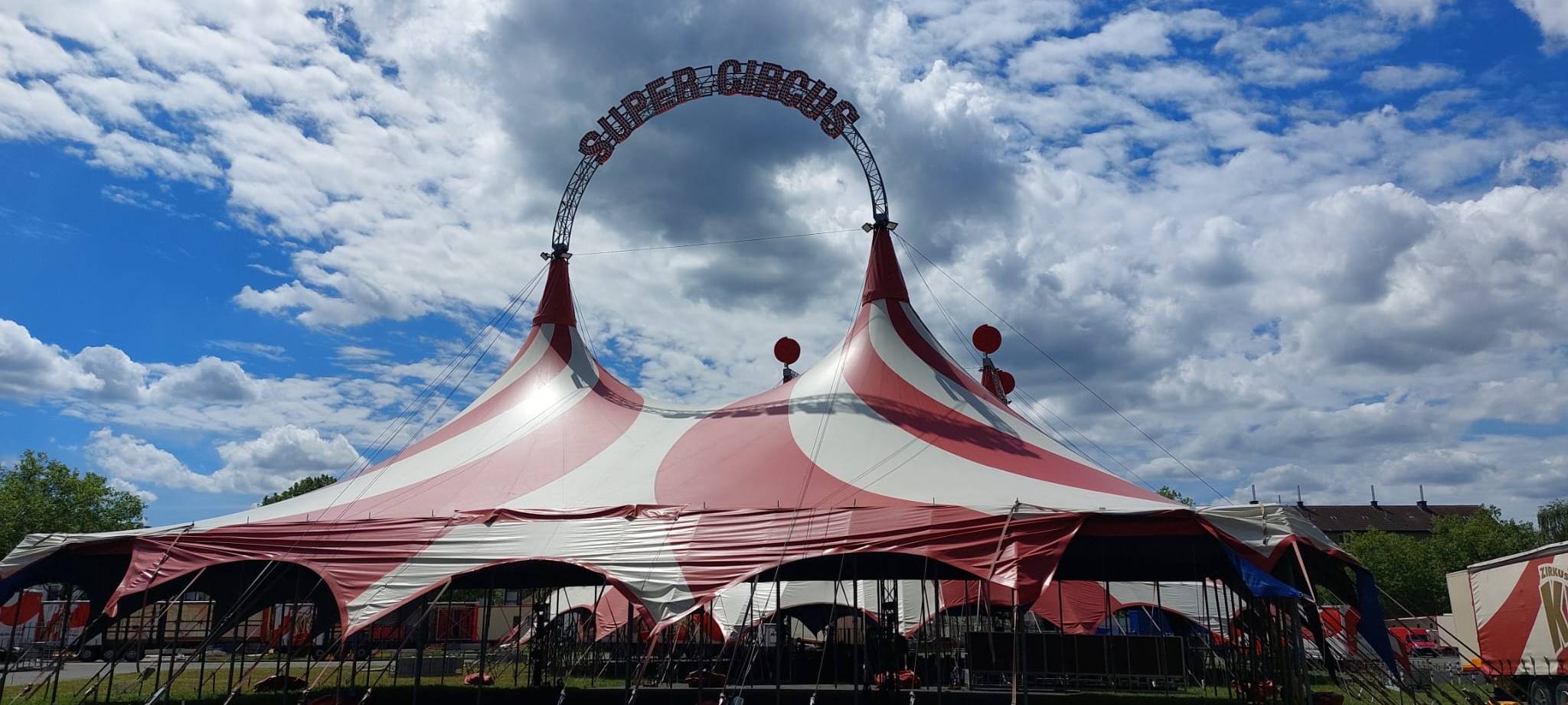 Charles Knie ist zurück