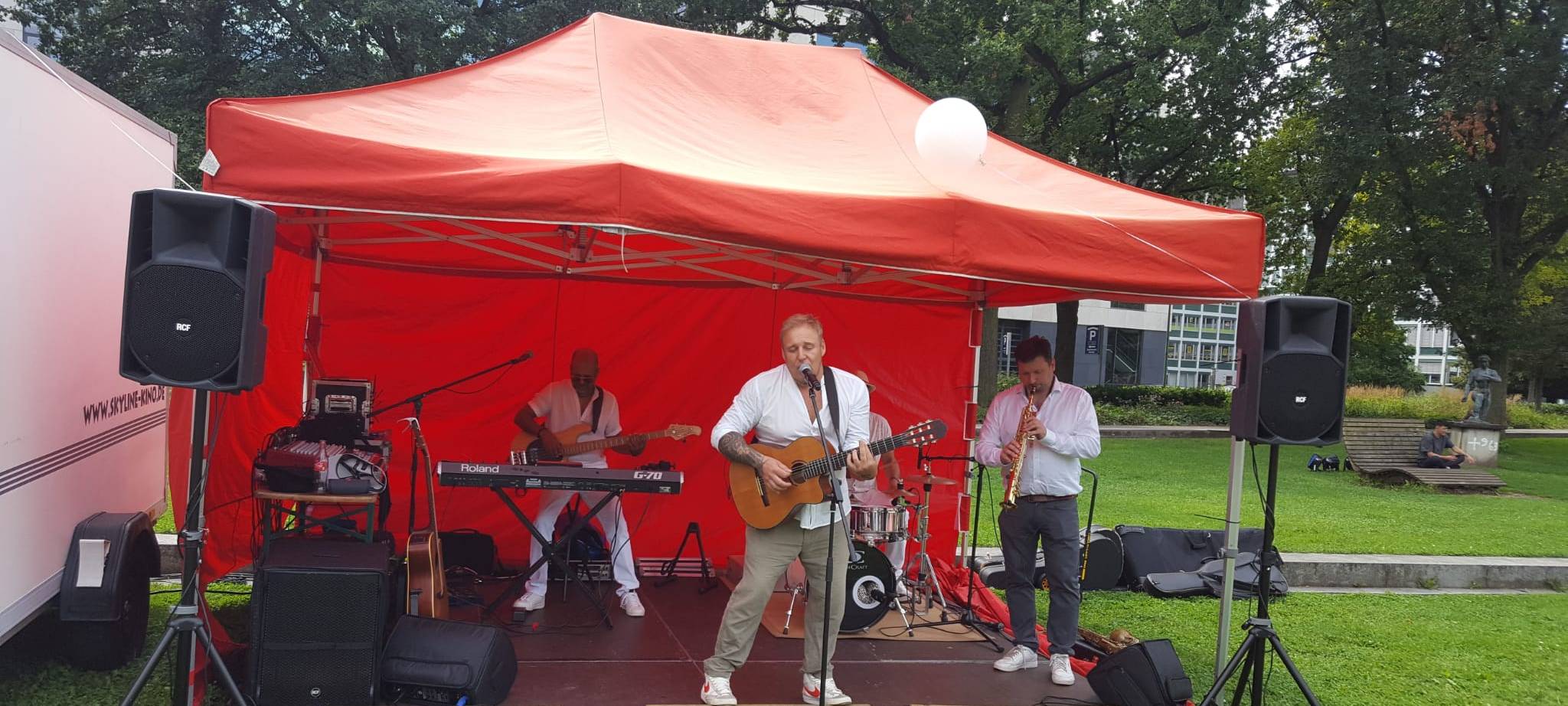 Picknick an der Volme - Ganz in Weiß