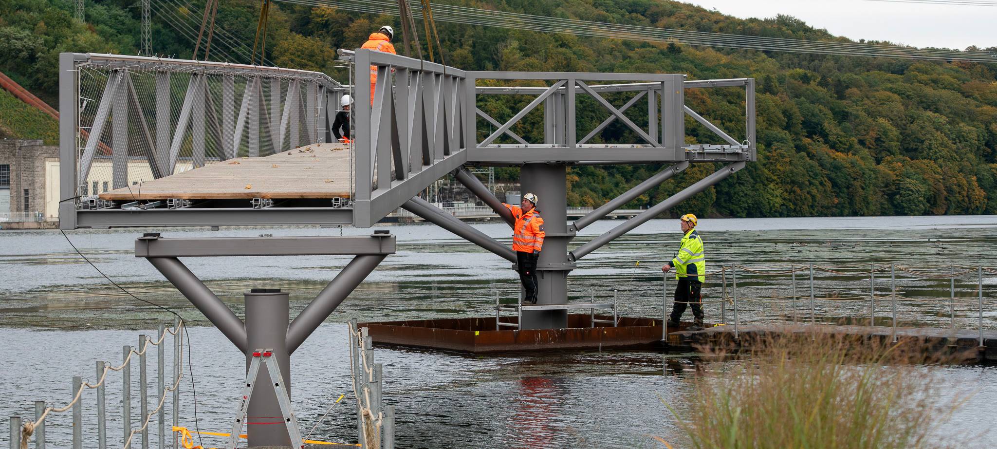 Stegmontage am Hengsteysee
