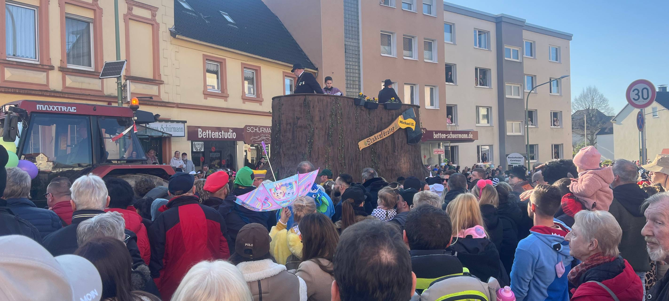 Rosensonntagszug in Boele