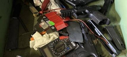 Razzia wegen Drogen und Waffen