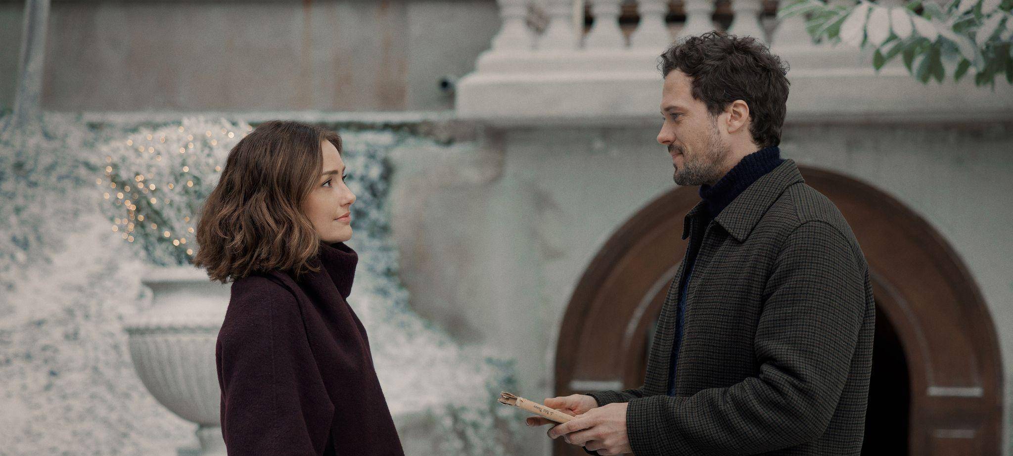 Paris-Romantik zu Weihnachten bei Netflix