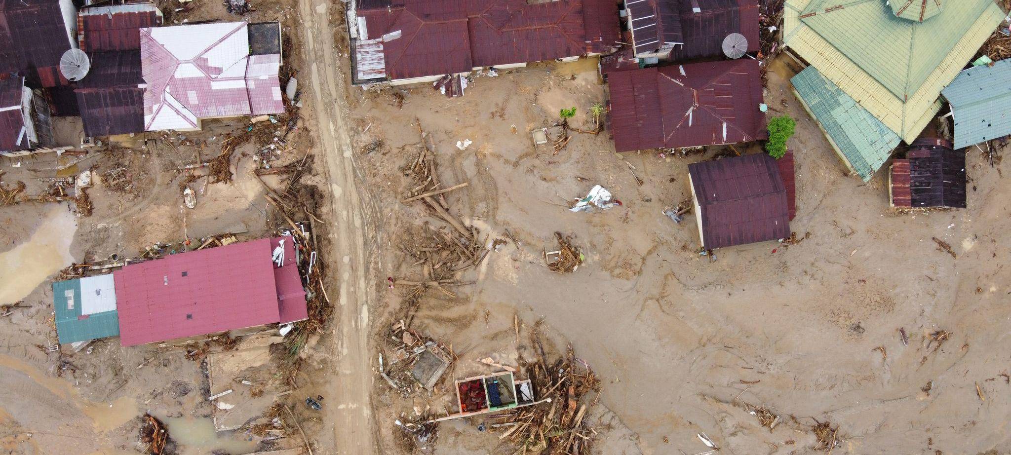 Überschwemmungen in Indonesien