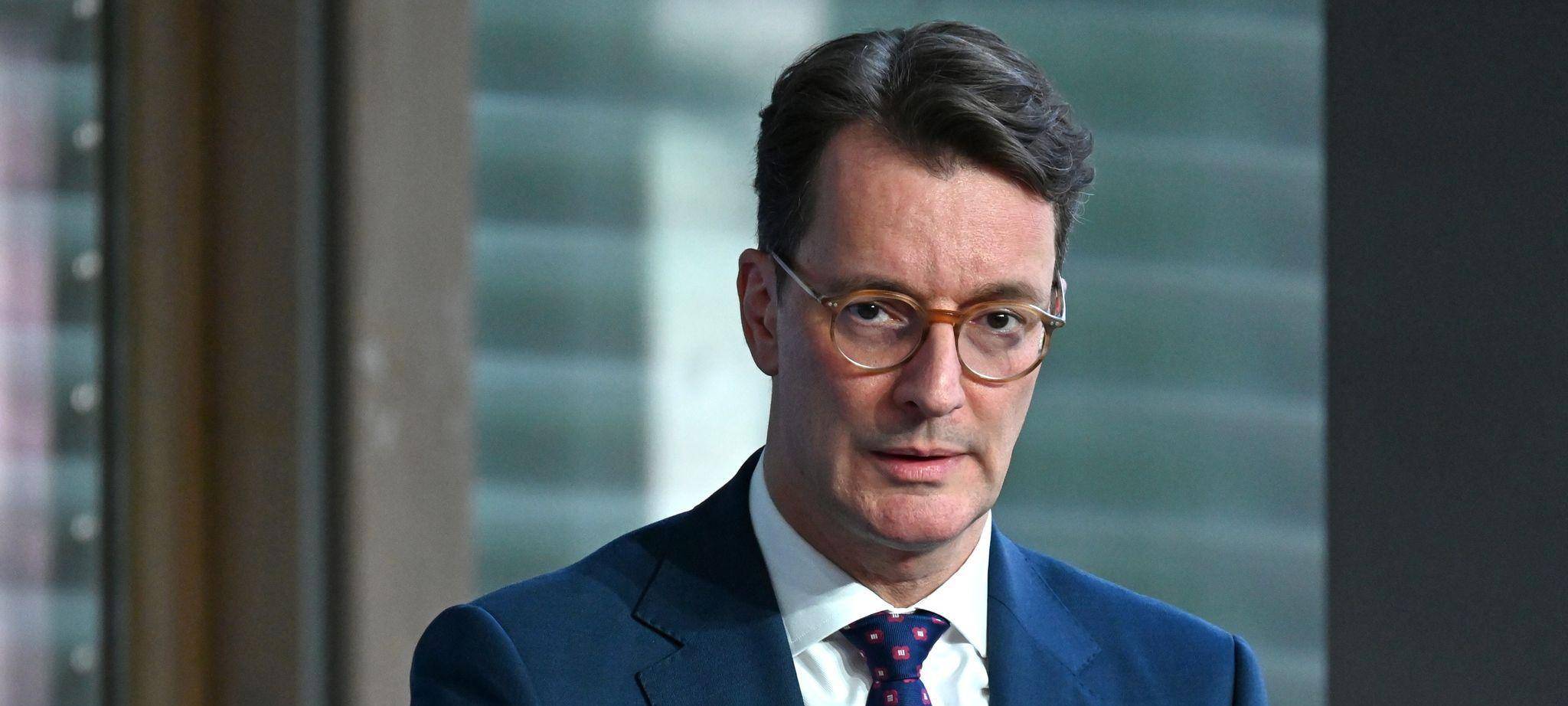 Wüst erinnert an Opfer der Kölner Silvesternacht