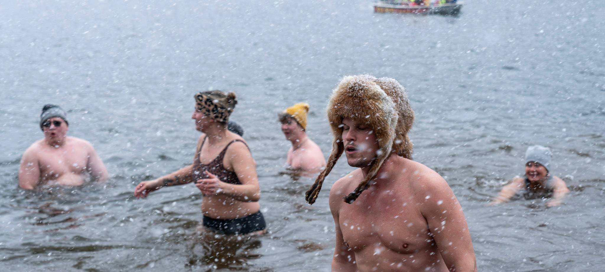Anbaden in der Glör...