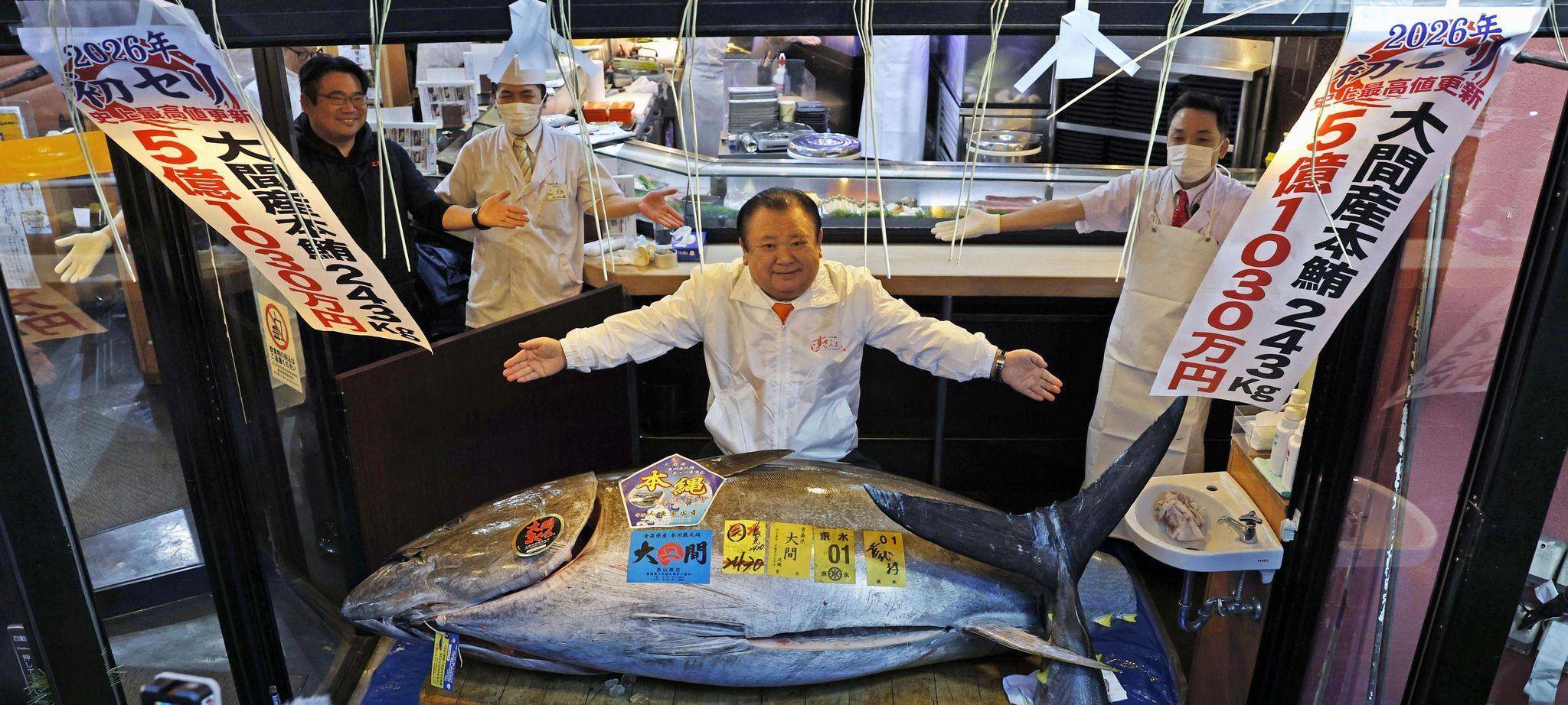 Erste Thunfischauktion des Jahres in Tokio