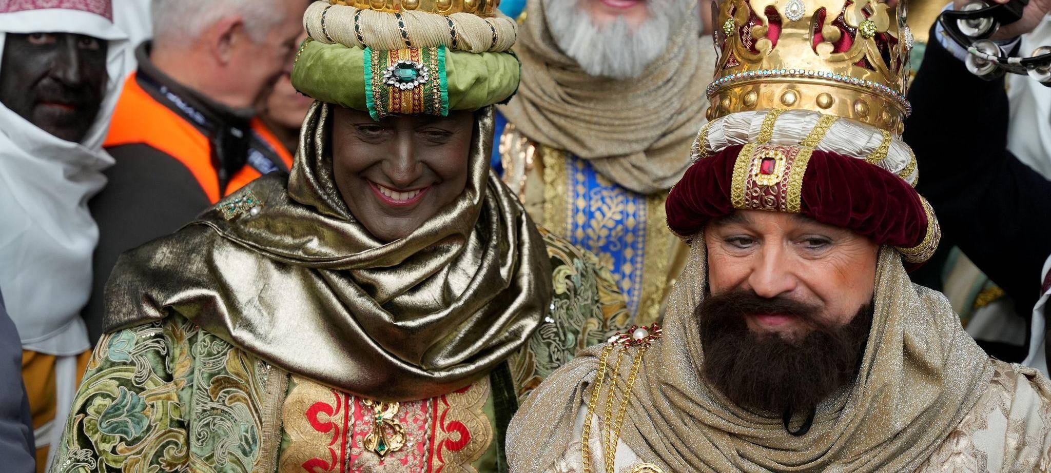 Parade der Heiligen Drei Könige in Sevilla