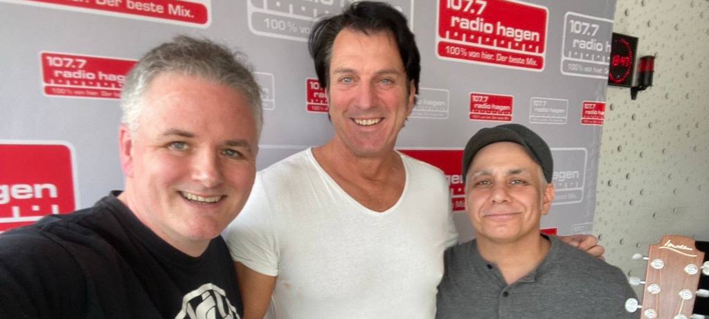 OLIVER STEINHOFF / ADRIANO BATOLBA