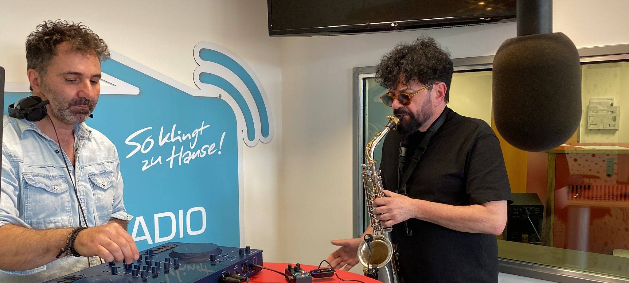 WOLF CODERA'S SAX CLUB