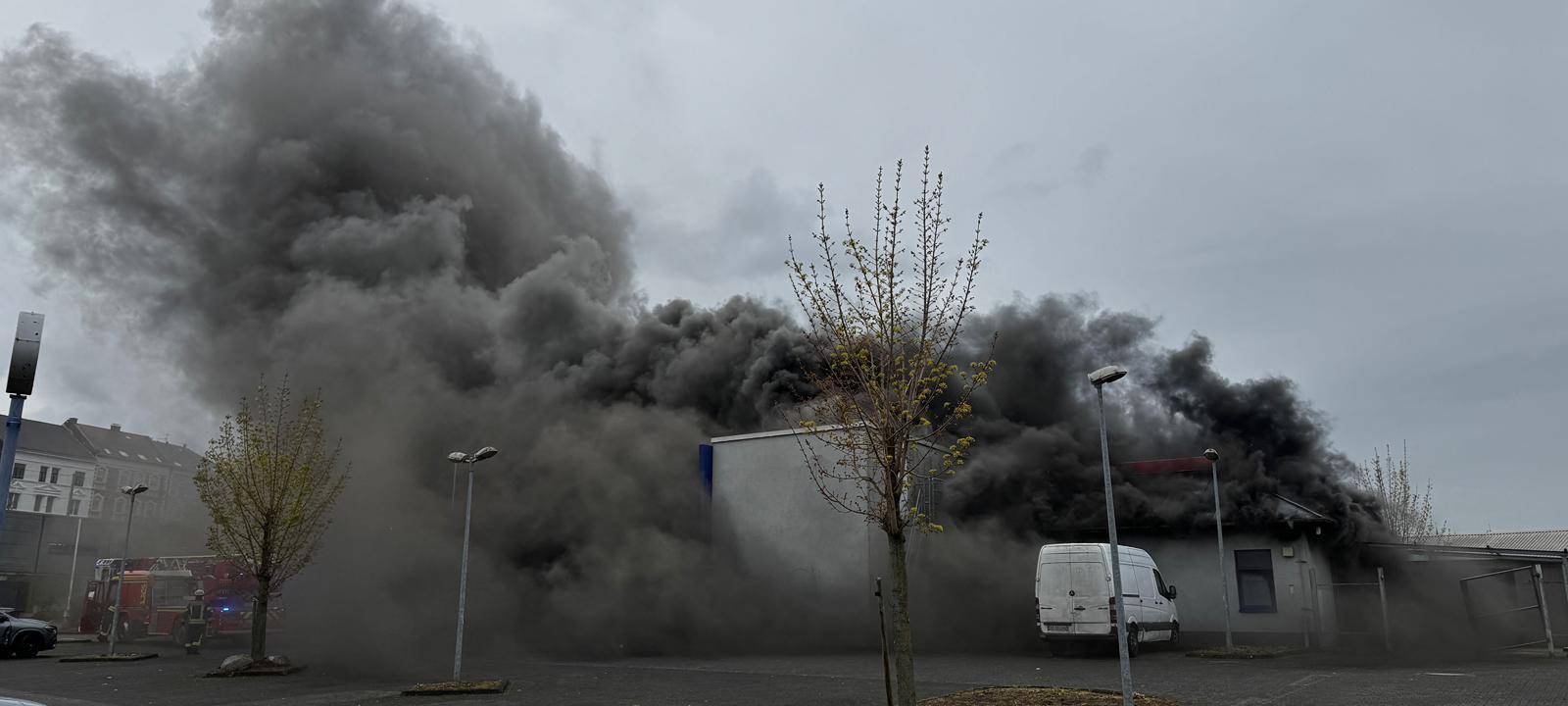 Feuer im ehemaligen Burger King