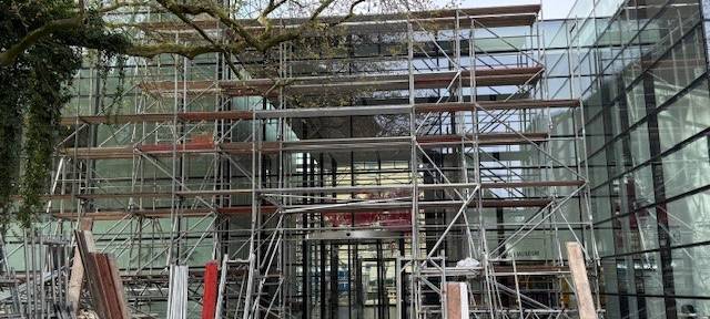 Flachdach-Sanierung Sperrung Hochstrasse