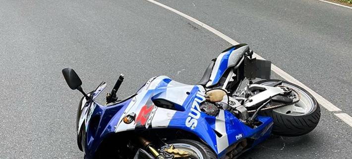 Am Sonntagnachmittag (03.05.2026) verunfallte in Hohenlimburg ein 29-jähriger Motorradfahrer und erlitt leichte Verletzungen.