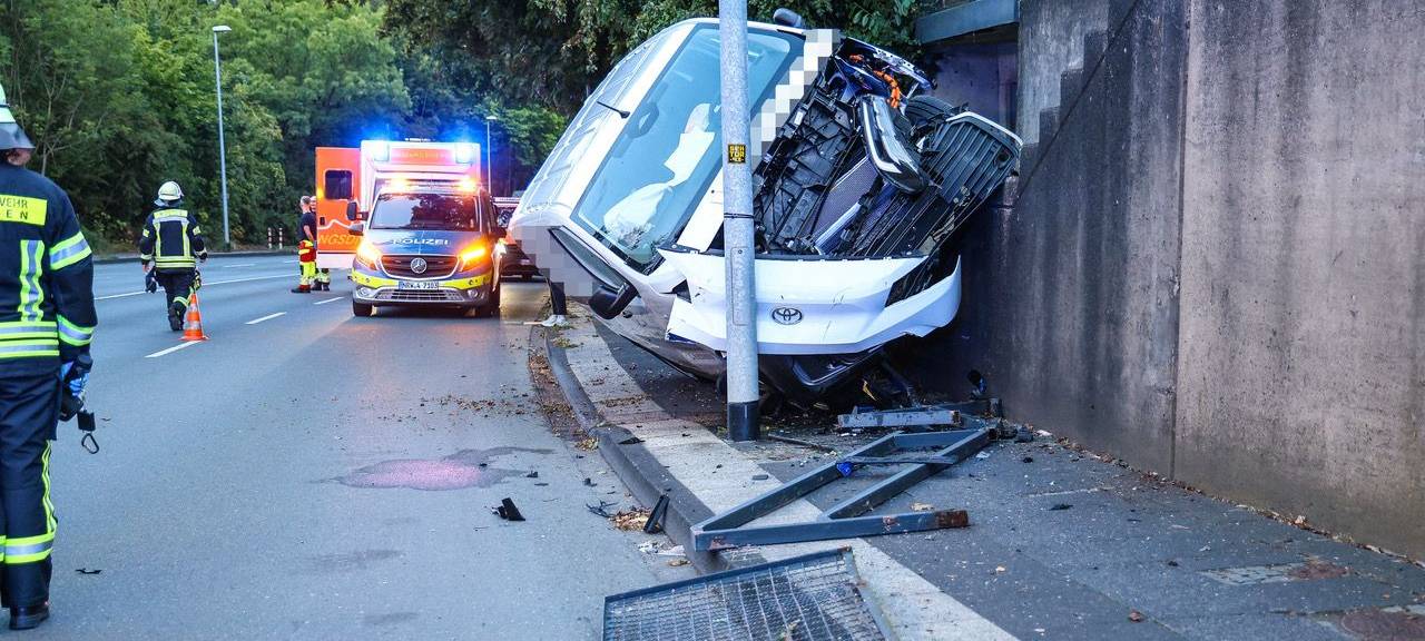 Schwerer Unfall auf Feithstraße