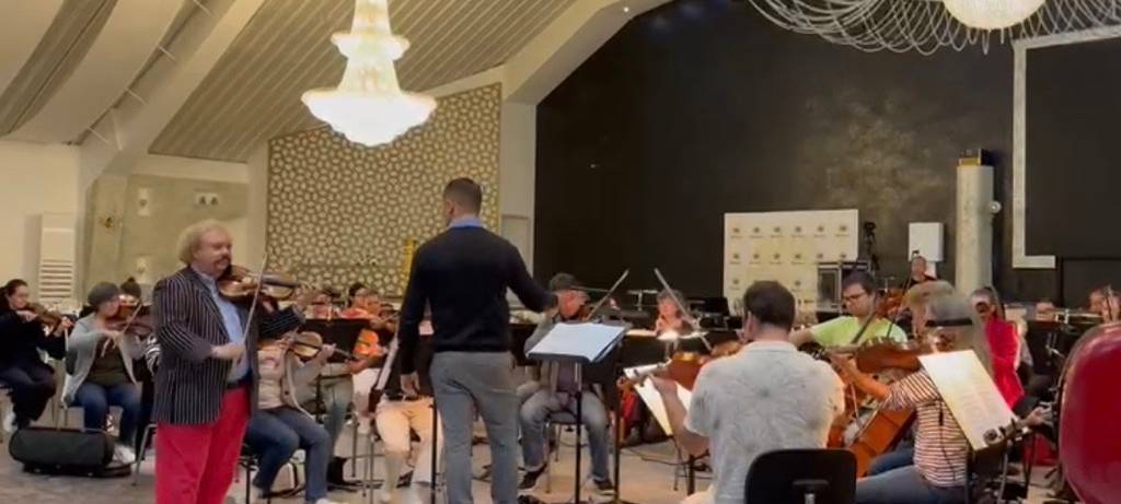 Theater vor der Tür