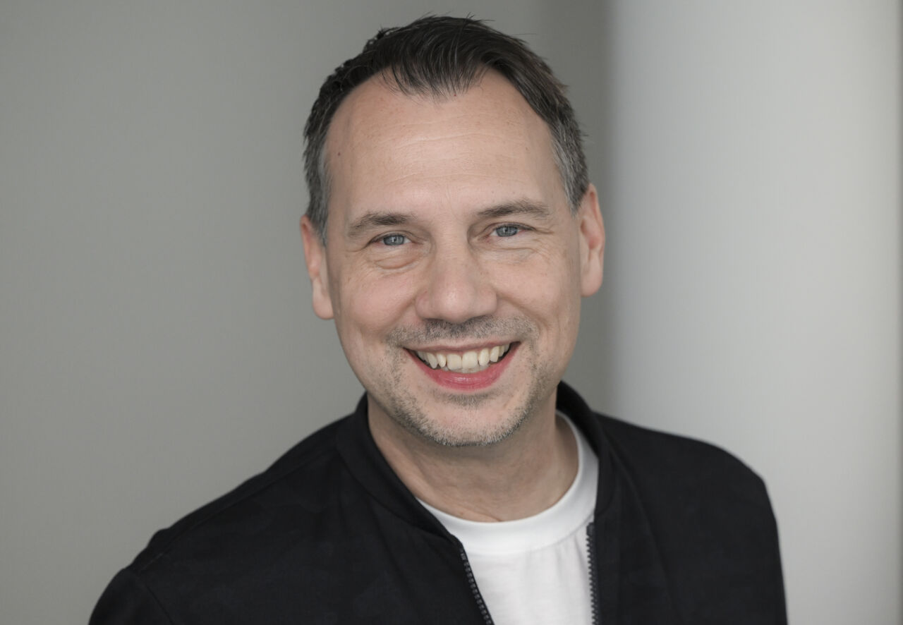 Der Bestseller-Autor Sebastian Fitzek bei einem dpa-Interview